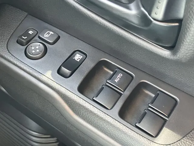 スズキ　ハスラー