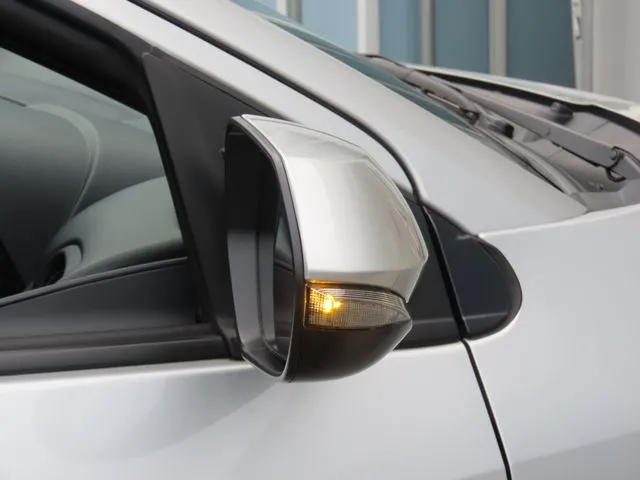 トヨタ　ヤリス