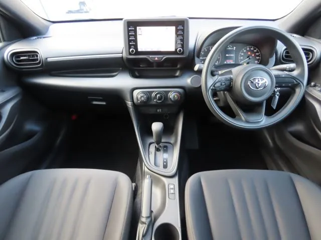 トヨタ　ヤリス