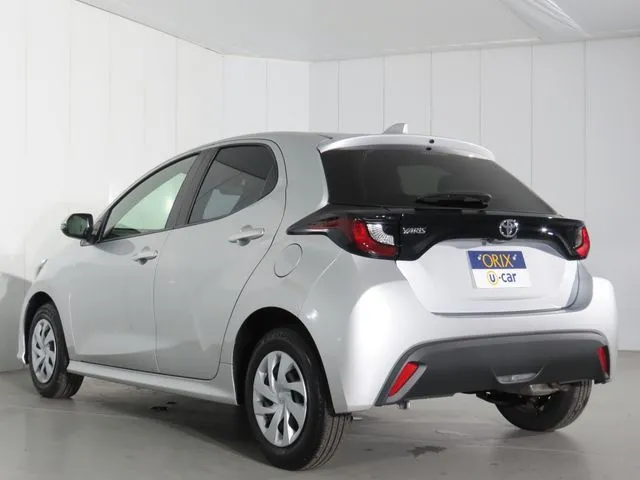 トヨタ　ヤリス