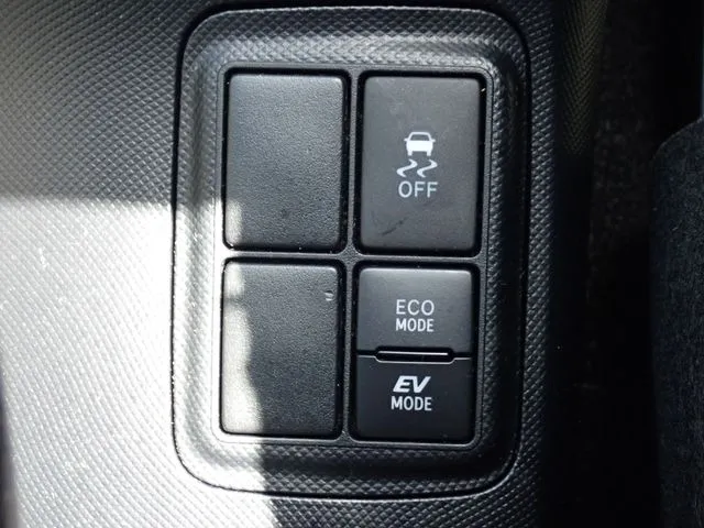 アクア（トヨタ）の車両写真