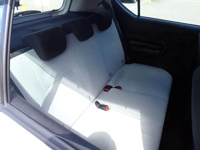 アクア（トヨタ）の車両写真