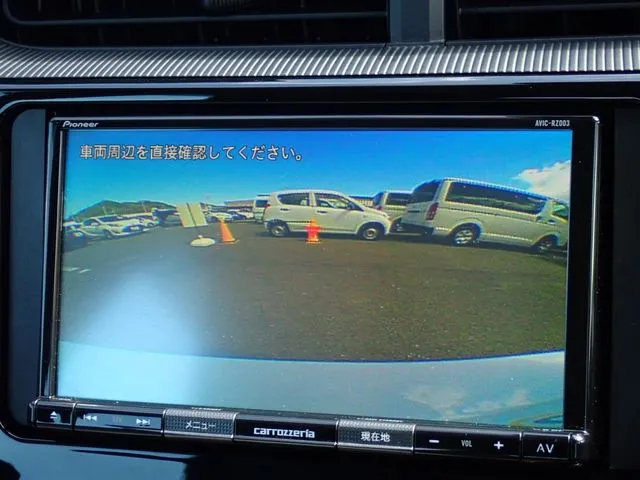 アクア（トヨタ）の車両写真