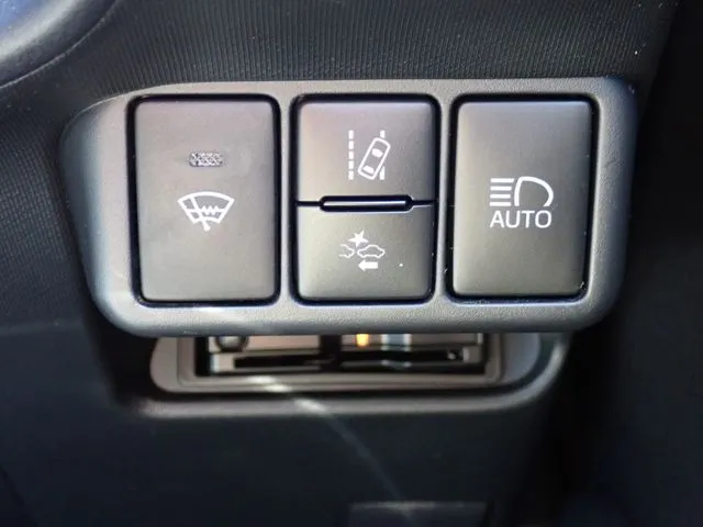 アクア（トヨタ）の車両写真