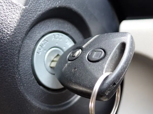 パッソ（トヨタ）の車両写真