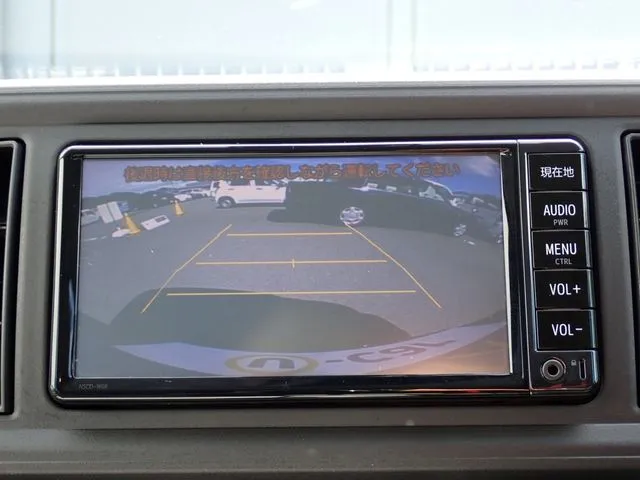 パッソ（トヨタ）の車両写真