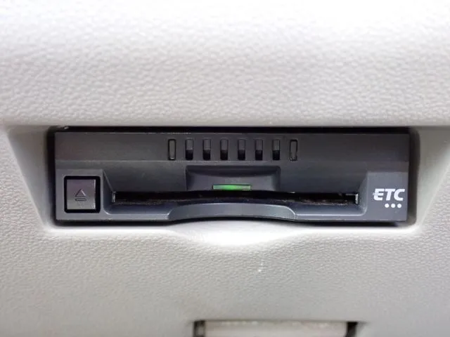 パッソ（トヨタ）の車両写真