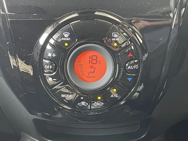 ノート（ニッサン）の車両写真