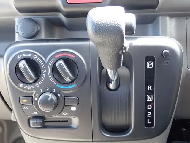 エブリイバン(スズキ)の車両写真