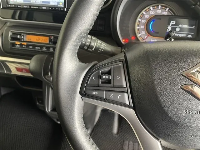 スペーシア　ギア（スズキ）の車両写真