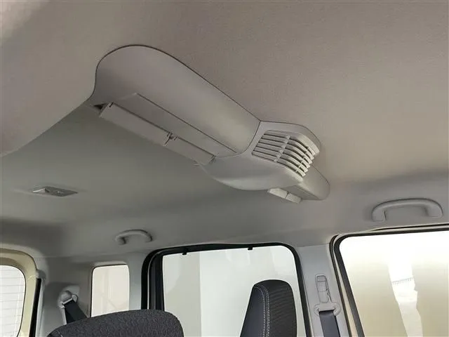 スペーシア　ギア（スズキ）の車両写真