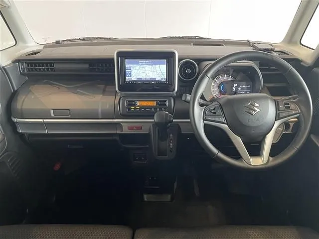 スペーシア　ギア（スズキ）の車両写真