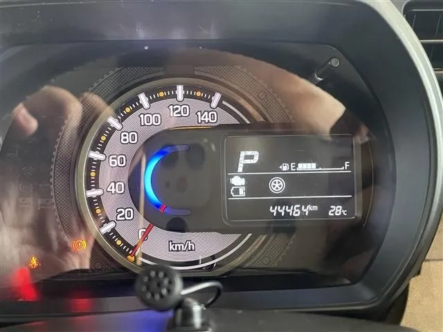 スペーシア　ギア（スズキ）の車両写真