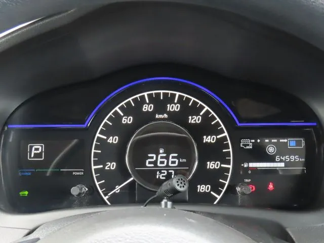 ニッサン　ノート