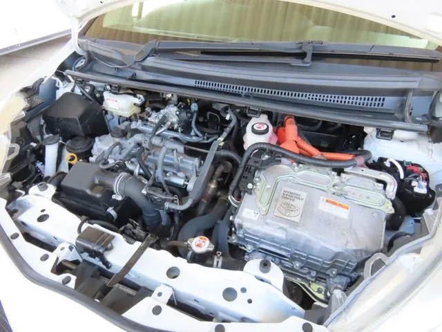 トヨタ　ヴィッツ　ハイブリッド