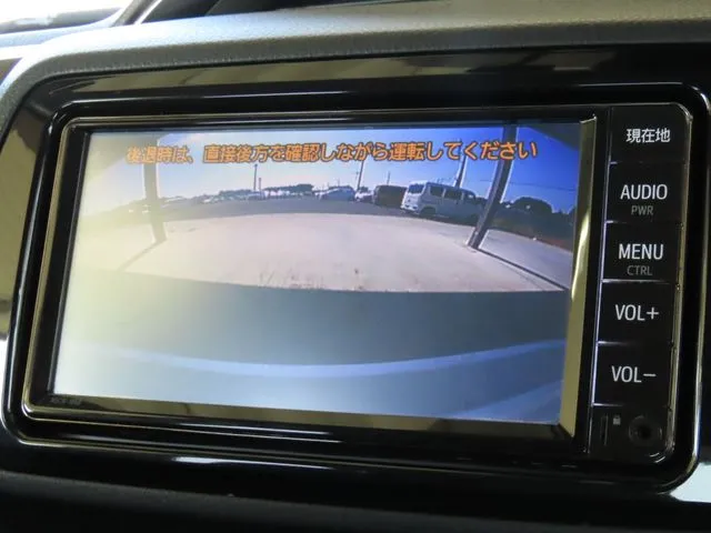 トヨタ　ヴィッツ　ハイブリッド