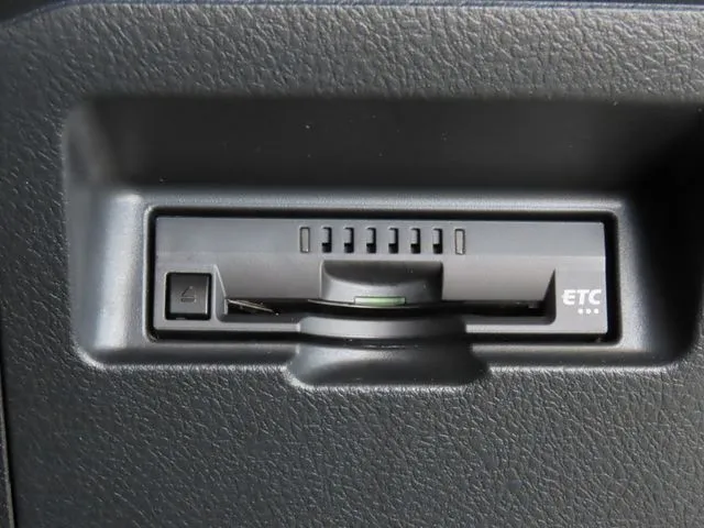 トヨタ　ヴィッツ　ハイブリッド