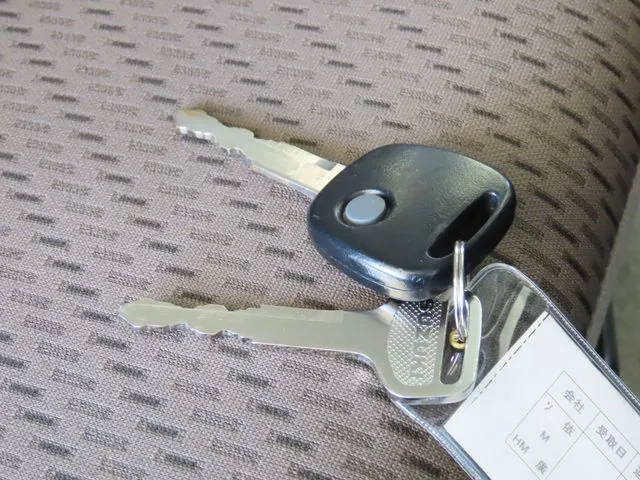 エブリイバン（スズキ）の車両写真