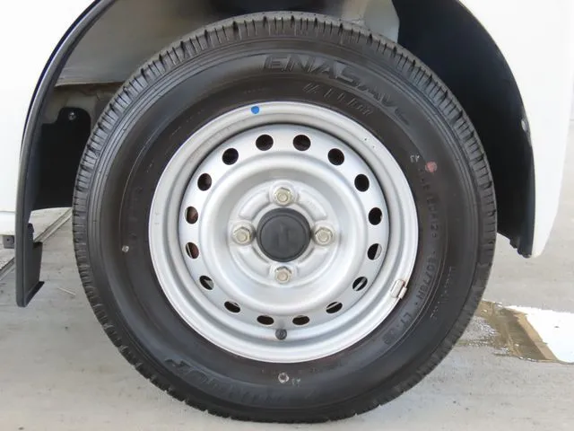 エブリイバン（スズキ）の車両写真