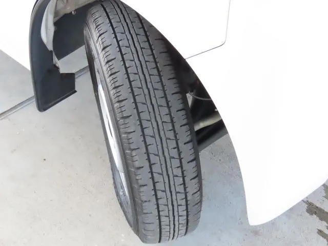 エブリイバン（スズキ）の車両写真