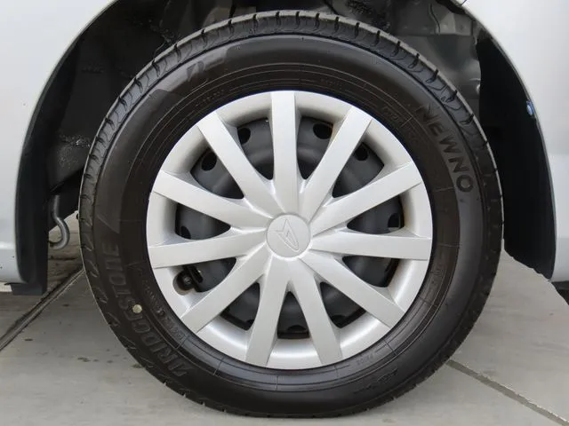 ミラ　イース（ダイハツ）の車両写真