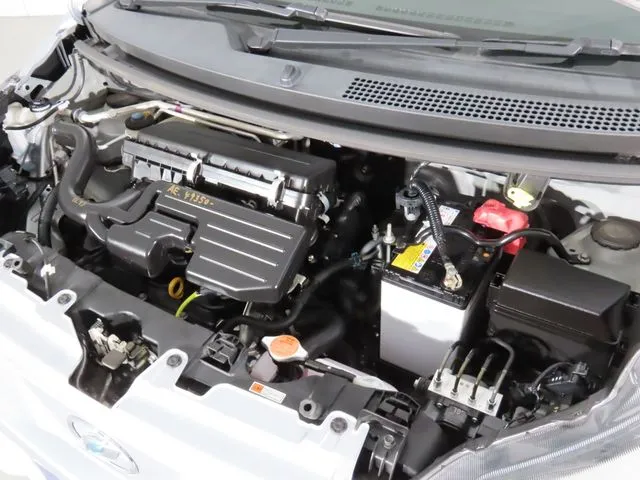 ミラ　イース（ダイハツ）の車両写真