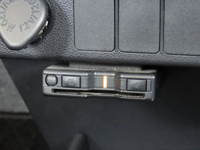 ミラ　イース（ダイハツ）の車両写真