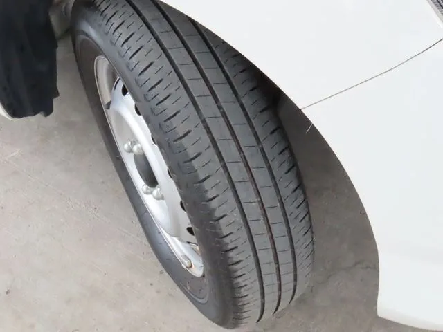 ミラ　イース（ダイハツ）の車両写真