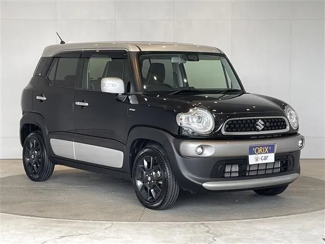 スズキ　クロスビー