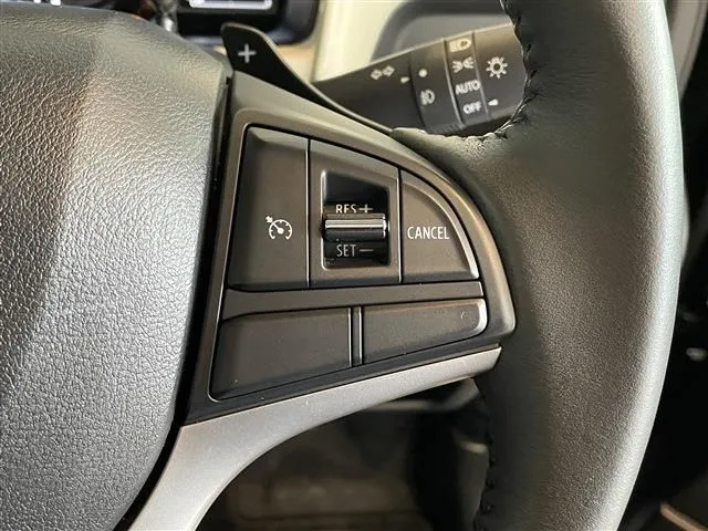 スズキ　クロスビー