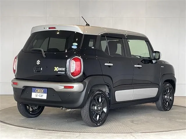 スズキ　クロスビー