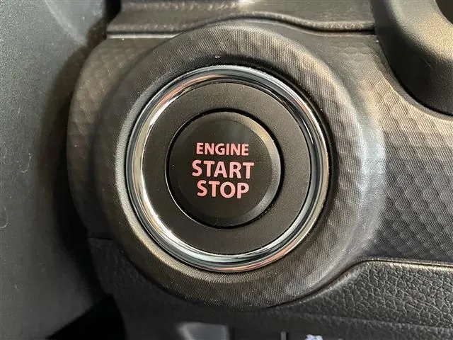 スズキ　クロスビー