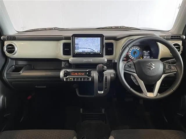 スズキ　クロスビー