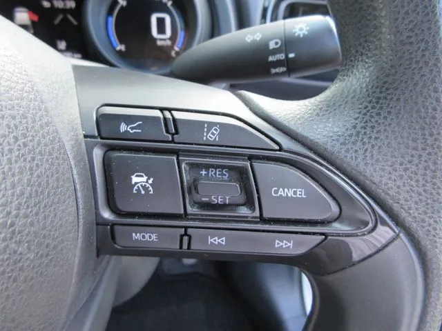 トヨタ　ヤリス　ハイブリッド