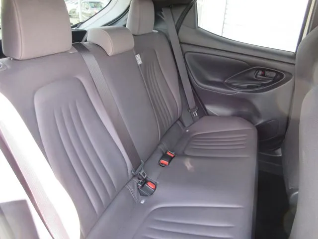 トヨタ　ヤリス　ハイブリッド