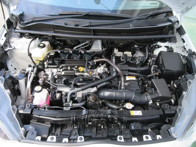 トヨタ　ヤリス　ハイブリッド