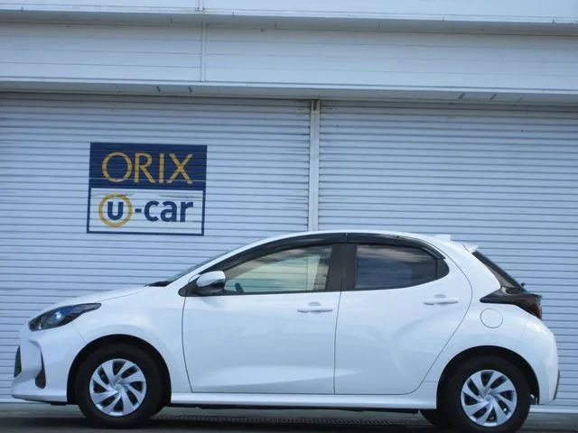 トヨタ　ヤリス　ハイブリッド