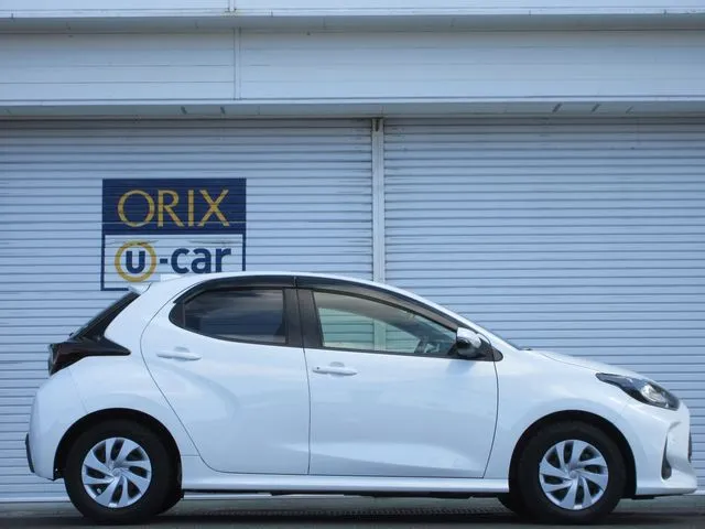 トヨタ　ヤリス　ハイブリッド