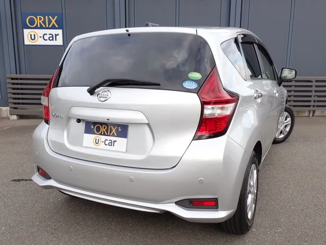 ニッサン　ノート