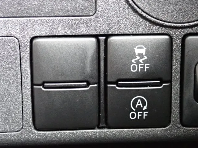 ウェイク（ダイハツ）の車両写真