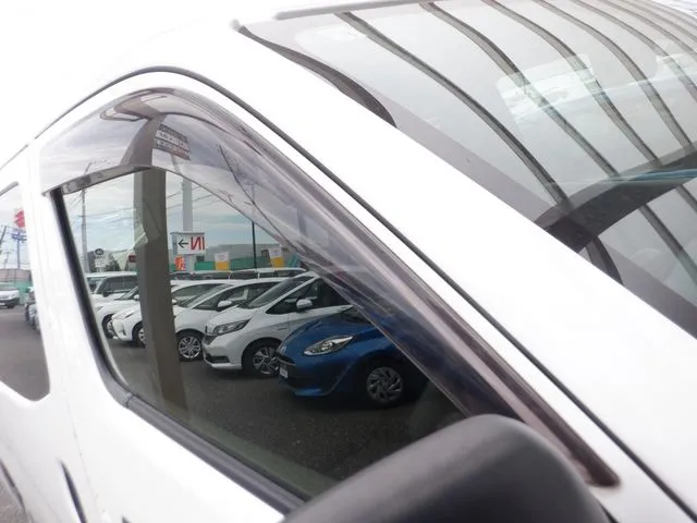 ＮＶ３５０キャラバン　１．２５ｔ（ニッサン）の車両写真