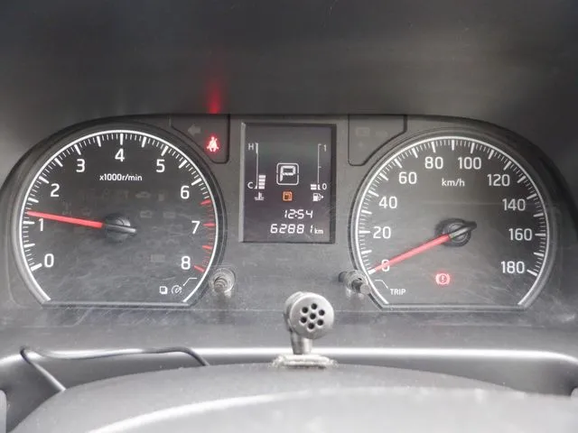 ＮＶ３５０キャラバン　１．２５ｔ（ニッサン）の車両写真