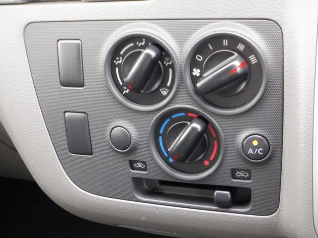 ＮＶ３５０キャラバン　１．２５ｔ（ニッサン）の車両写真