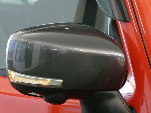 スズキ　ハスラー