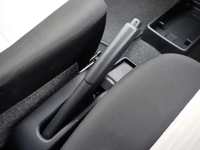 ダイハツ ミラ イース