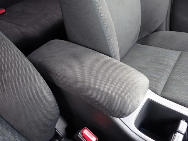 シャトル　ハイブリッド（ホンダ）の車両写真