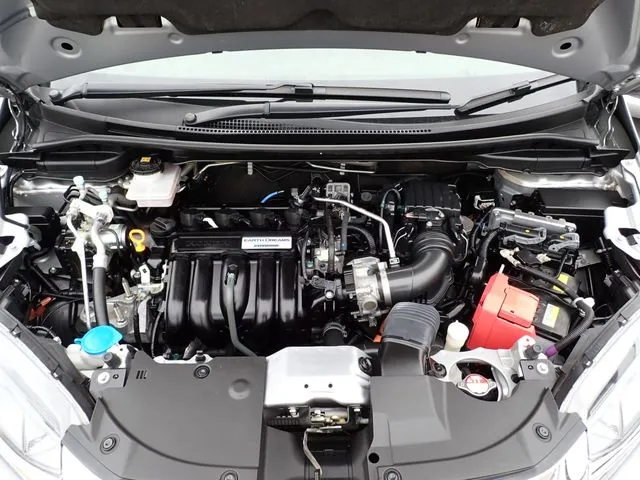 シャトル　ハイブリッド（ホンダ）の車両写真