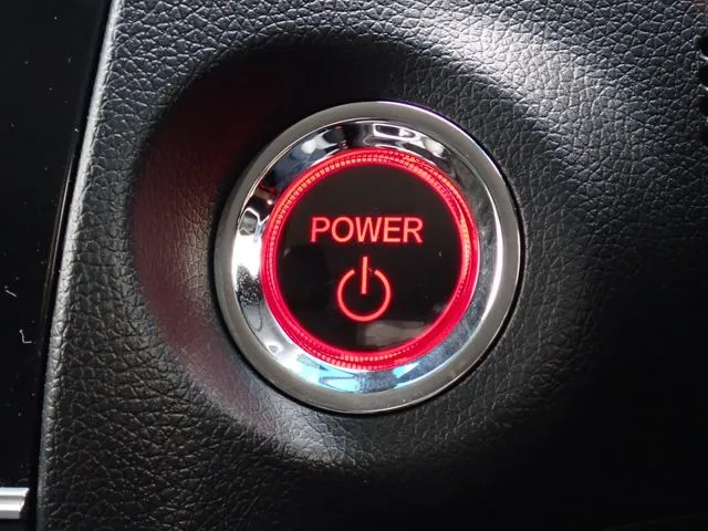 シャトル　ハイブリッド（ホンダ）の車両写真