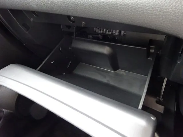 ニッサン　エクストレイル　２ＷＤ