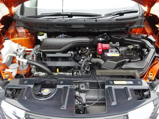 ニッサン　エクストレイル　２ＷＤ